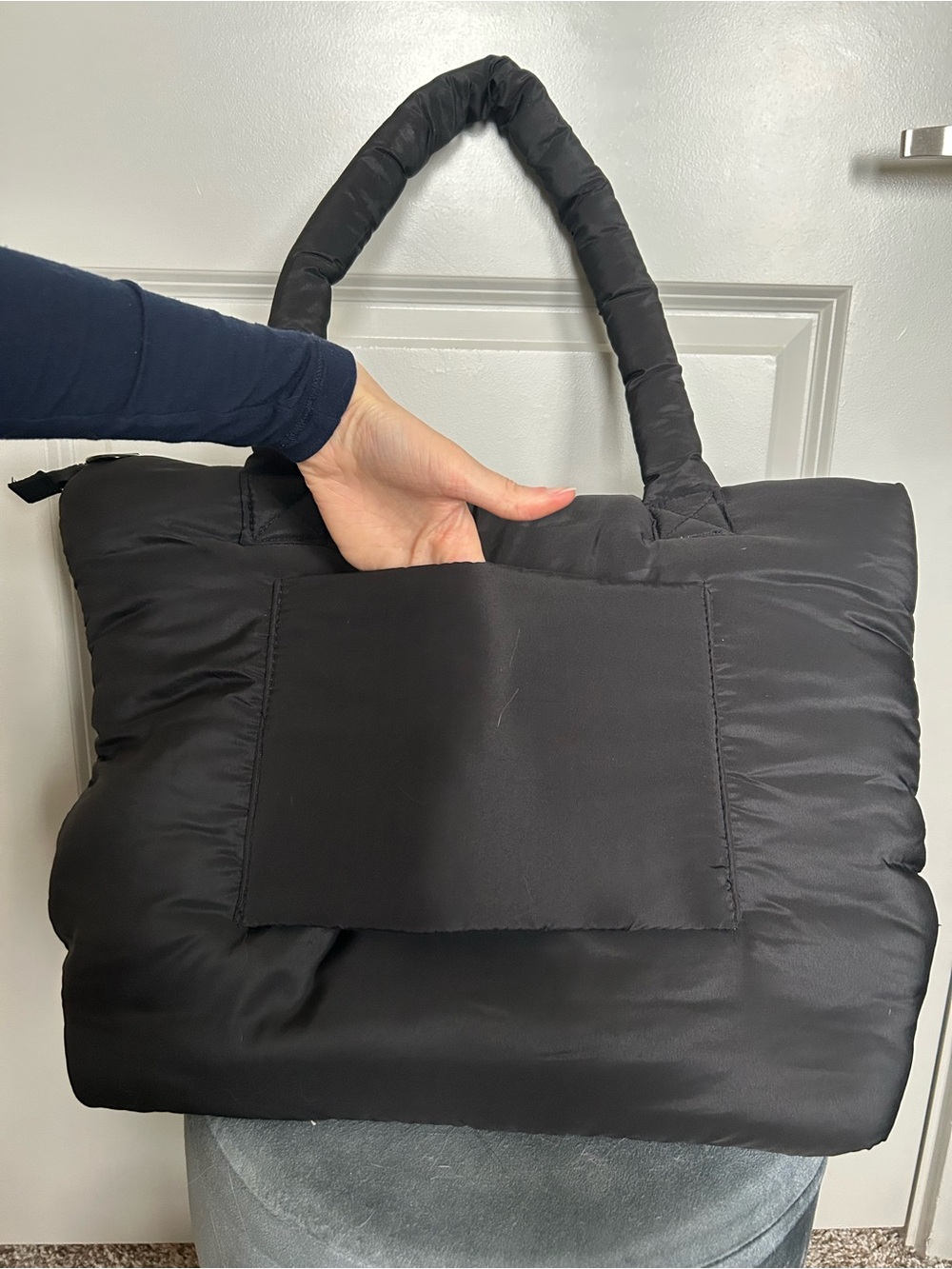 WILO Black Quilted Puffer Tote - Picture 3 of 6